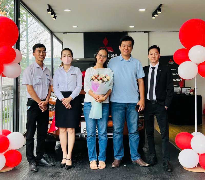 Hình ảnh hoạt động tư vấn xe tại Hải Dương